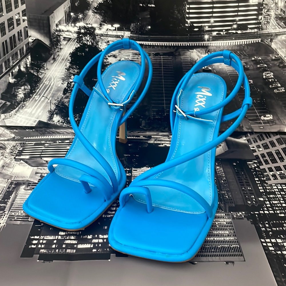 SINFUL PLEASURES STRAPPY STILETTO SANDAL IN BLUE